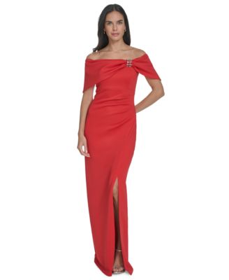 Jessica Howard - Women's Off-The-Shoulder Scuba Gown