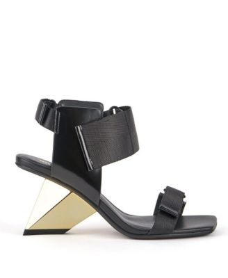 United Nude