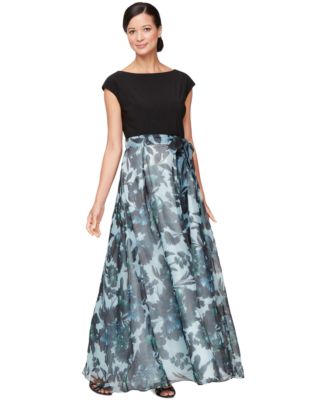 SL Fashions - Petite Floral-Print Cap-Sleeve Gown