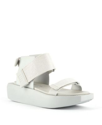 United Nude