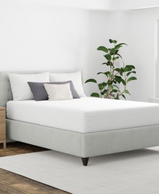 AllerEase - Maximum Waterproof Allergy and Bedbug Zippered Full Mattress Protector