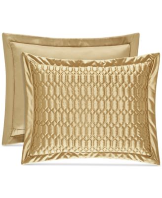 J Queen New York - Satinique Quilted Standard Sham